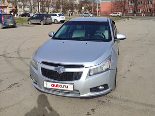 2012 Chevrolet Cruze I, серебристый, 750000 рублей, вид 2