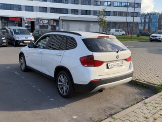 2011 BMW X1 18i I (E84), белый, 950000 рублей, вид 3