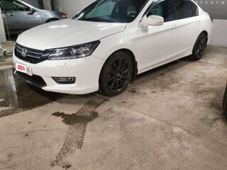 2013 Honda Accord IX, белый, 1750000 рублей, вид 1
