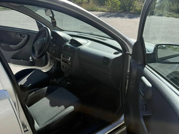 2004 Opel Corsa C Рестайлинг, серебристый, 230000 рублей - вид 7
