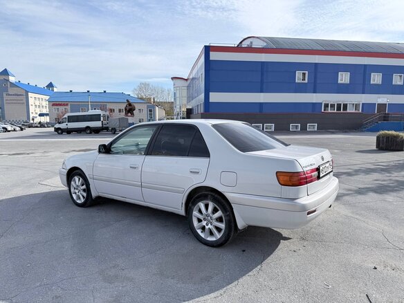 1999 Toyota Corona Premio X (T210), серебристый, 420000 рублей - вид 4