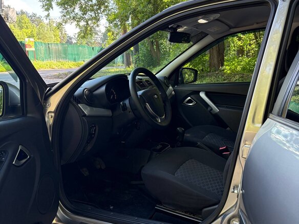 2019 Lada (ВАЗ) Granta I Рестайлинг, серебристый, 530000 рублей - вид 5