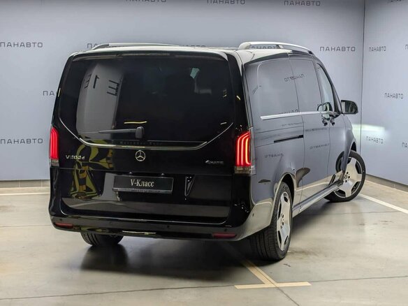 2026 Mercedes-Benz V-Класс Extra Long 300 d экстра длинный III (W447) Рестайлинг 2, чёрный, 15190000 рублей - вид 2