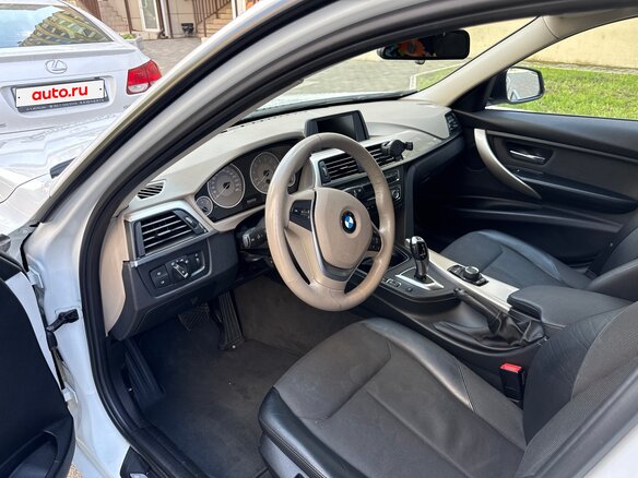 2012 BMW 3 серии 328i VI (F3x), белый, 1850000 рублей - вид 4