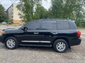2013 Toyota Land Cruiser 200 Series Рестайлинг 1, чёрный, 3700000 рублей - вид 2