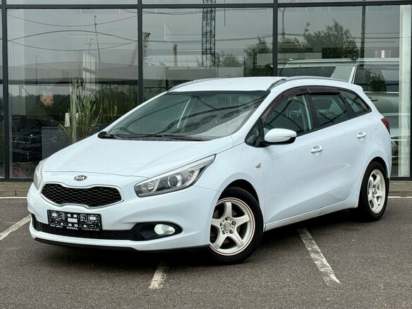 2014 Kia Ceed II, белый, 915000 рублей