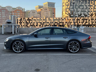 2020 Audi A7 50 TDI II (4K), серый, 6600000 рублей, вид 2