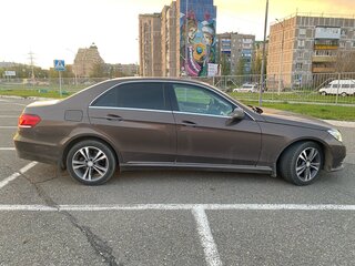 2013 Mercedes-Benz E-Класс 200 IV (W212, S212, C207) Рестайлинг, коричневый, 2100000 рублей, вид 2