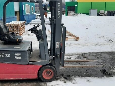 2006 Nichiyu FB, красный, 300000 рублей, вид 3