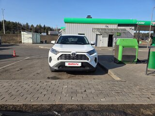 2019 Toyota RAV4 V (XA50), белый, 2800000 рублей, вид 1