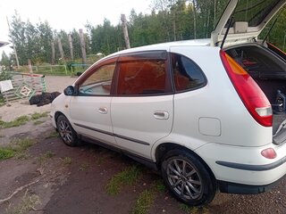 2000 Nissan Tino, белый, 320000 рублей, вид 3