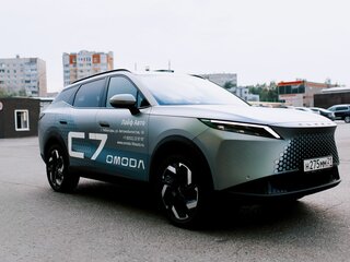 2026 Omoda C7, зелёный, 3299000 рублей, вид 2