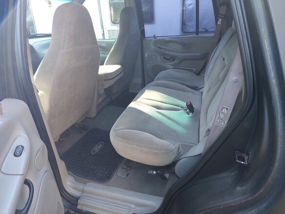 2001 Ford Expedition I, чёрный, 750000 рублей - вид 10