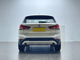 2022 BMW X1 Long 20Li sDrive II (F48) Рестайлинг, белый, 2600000 рублей, вид 4
