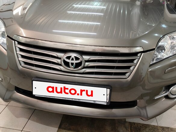 2010 Toyota RAV4 III (XA30) Рестайлинг, золотистый, 1250000 рублей