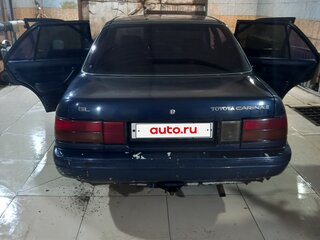 1989 Toyota Carina V (T170), синий, 68000 рублей, вид 3