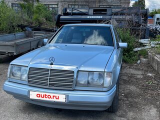 1990 Mercedes-Benz W124 300, серый, 380000 рублей, вид 2