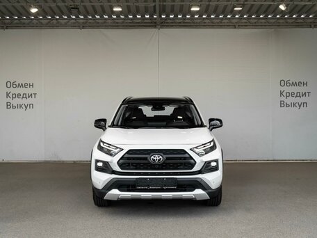 2025 Toyota RAV4 V (XA50), белый, 3799000 рублей, вид 5