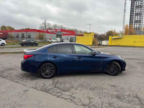 2017 Infiniti Q50 I, синий, 1550000 рублей - вид 5