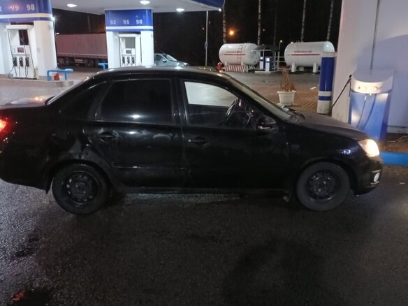 2014 Lada (ВАЗ) Granta I, чёрный, 130000 рублей - вид 4