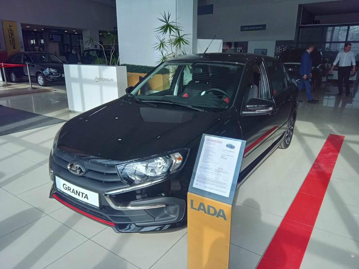 Открыть фотографии: Lada (ВАЗ) Granta I Рестайлинг
