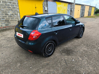 2008 Kia Ceed I, зелёный, 500000 рублей, вид 4