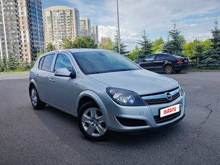 2014 Opel Astra H Рестайлинг, серебристый, 530000 рублей, вид 2