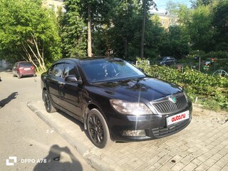 2012 Skoda Octavia II (A5) Рестайлинг, чёрный, 800000 рублей, вид 2