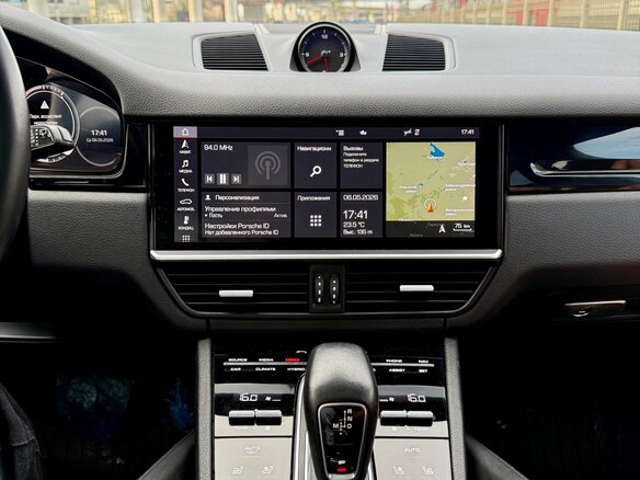 2019 Porsche Cayenne III, белый, 5300000 рублей - вид 3