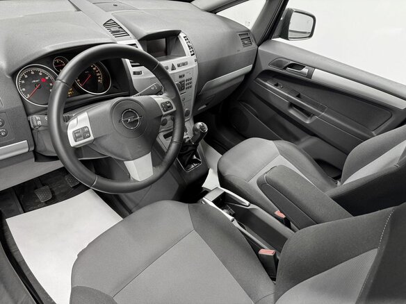 2010 Opel Zafira B Рестайлинг, чёрный, 875000 рублей - вид 7