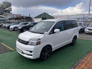 2007 Toyota Voxy II (R70), белый, 870000 рублей, вид 3