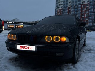1998 BMW 5 серии 523i IV (E39), чёрный, 555000 рублей, вид 1