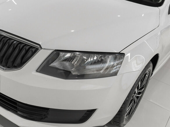 2014 Skoda Octavia III (A7), белый - вид 18