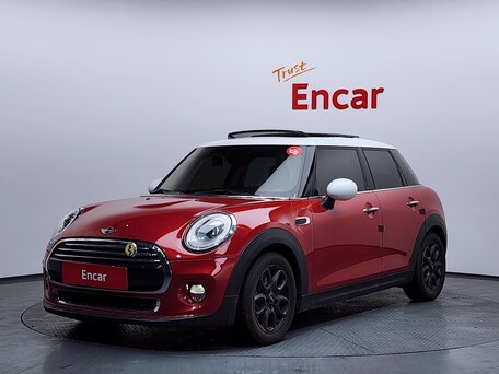 2015 Mini Hatch Cooper III (F55/F56), пурпурный, 1260000 рублей, вид 1