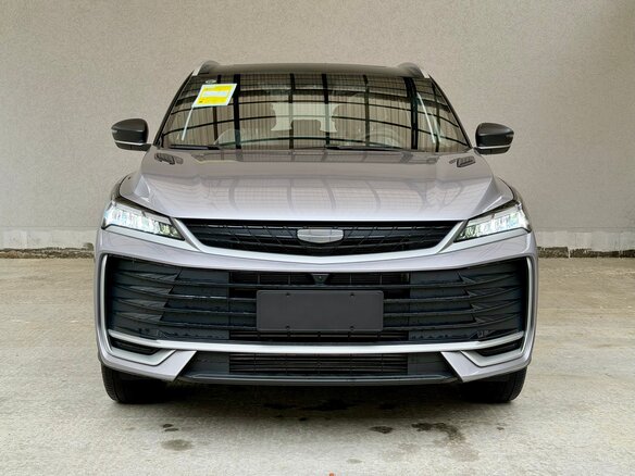 2025 Geely Coolray (Binyue Cool) I Рестайлинг, серебристый, 2450000 рублей - вид 1