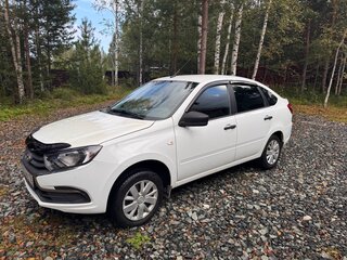 2018 Lada (ВАЗ) Granta I Рестайлинг, белый, 440000 рублей, вид 1