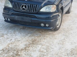2000 Mercedes-Benz M-Класс 320 I (W163), синий, 770000 рублей, вид 2