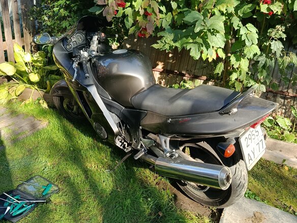 1999 Honda CBR 1100 XX, серый, 350000 рублей