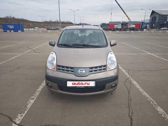 2006 Nissan Note I, бежевый, 420000 рублей - вид 1