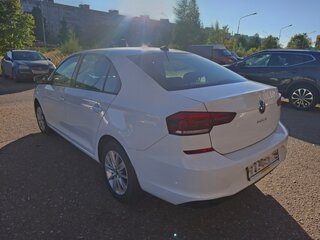 2020 Volkswagen Polo VI, белый, 1330000 рублей, вид 4