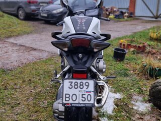 2013 Honda VFR 1200, белый, 720000 рублей, вид 4