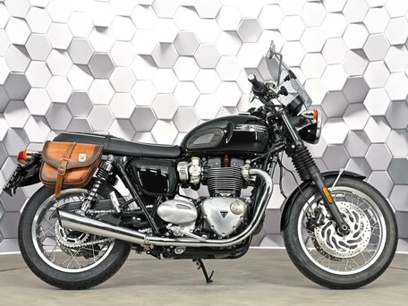 2022 Triumph Bonneville T120, чёрный, 1269000 рублей, вид 2
