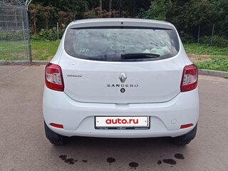 2017 Renault Sandero II, белый, 1200000 рублей, вид 4