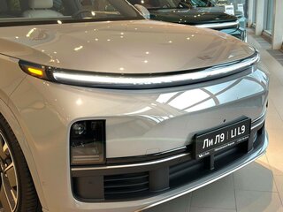 2026 Li Auto (Lixiang) L9 52.3 kWh I Рестайлинг, серый, 12090000 рублей, вид 4