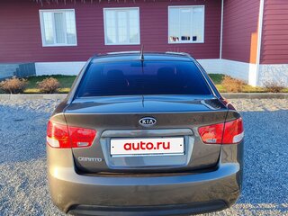 2011 Kia Cerato 6-speed II, коричневый, 850000 рублей, вид 4