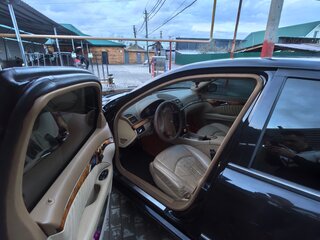 2008 Mercedes-Benz E-Класс 280 III (W211, S211) Рестайлинг, чёрный, 1200000 рублей, вид 4