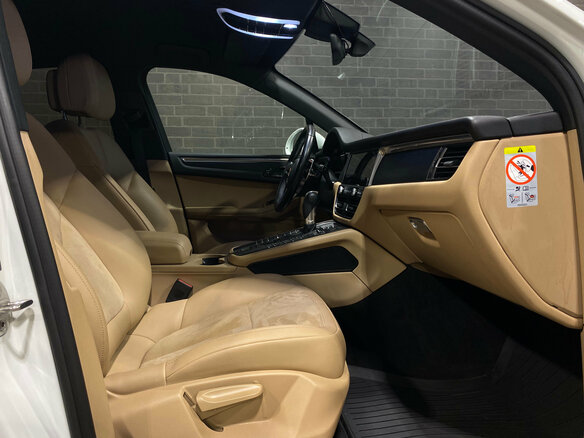 2019 Porsche Macan I Рестайлинг, белый, 3900000 рублей - вид 9