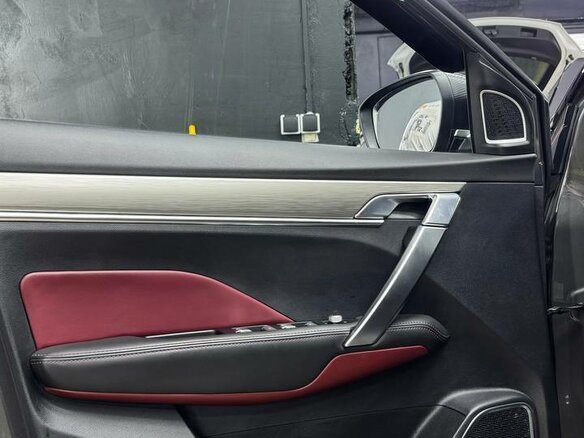2024 Geely Coolray I, серый, 2100000 рублей - вид 31