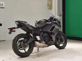 2023 Kawasaki Ninja 650, серый, 565000 рублей, вид 5