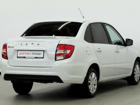 2023 Lada (ВАЗ) Granta I Рестайлинг, белый - вид 4